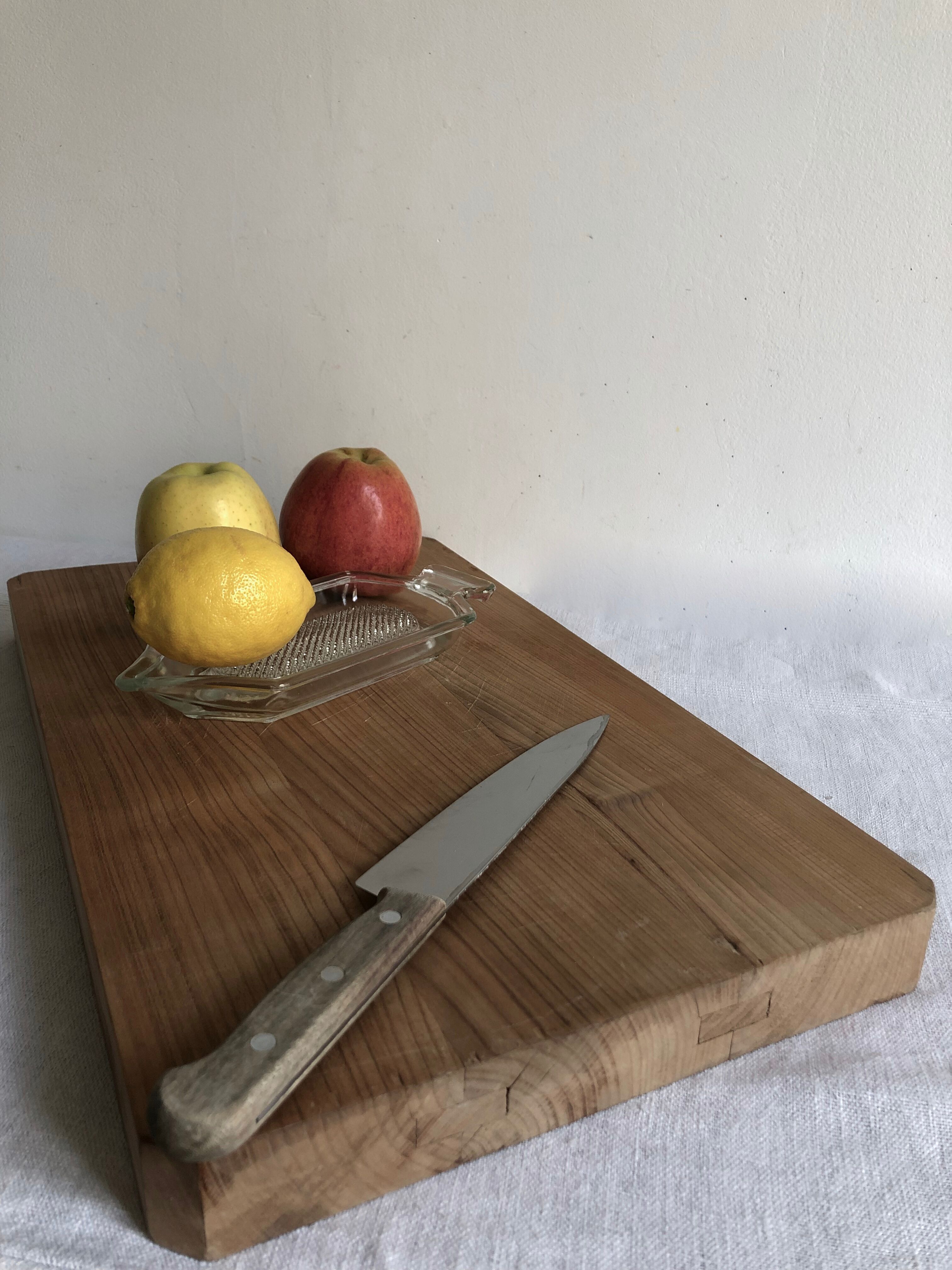 Cutting board, kitchen log