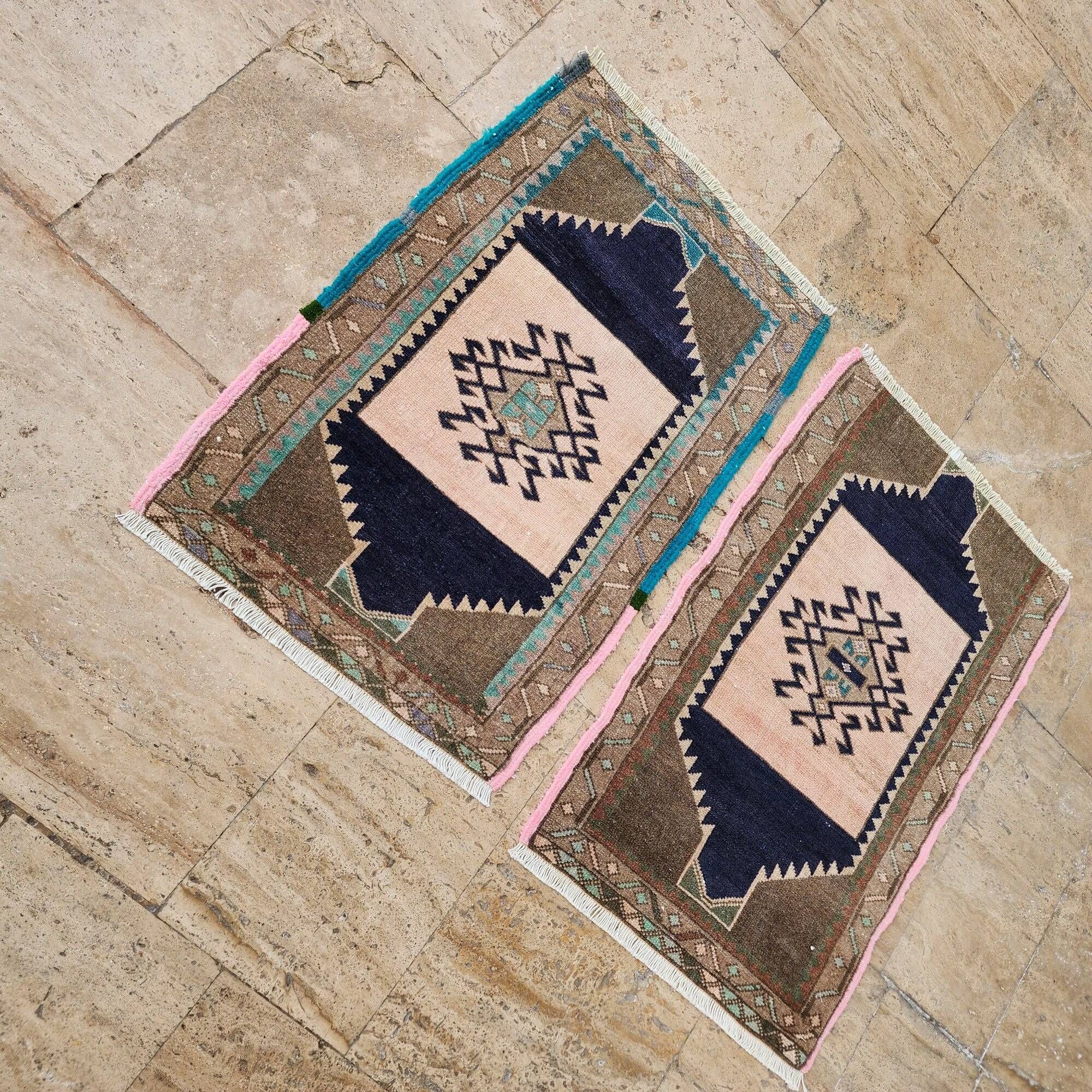 Set of 2 vintage handmade Turkish rugs 51x82 cm