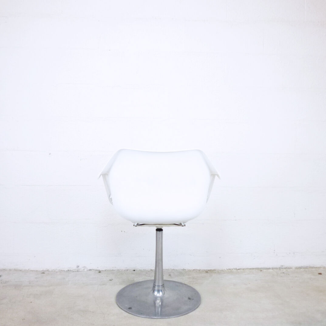 Armchair Robin Day, design by Hille