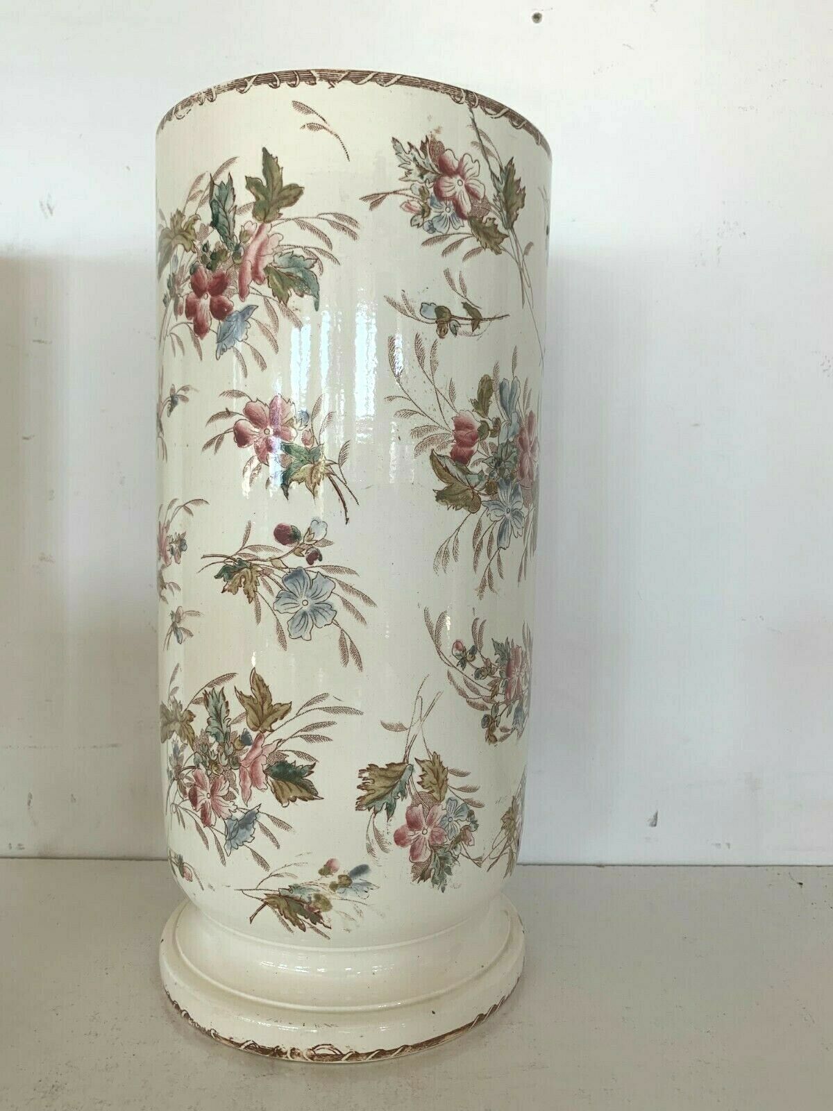 Pair of vases tubes in earthenware decorated XX century