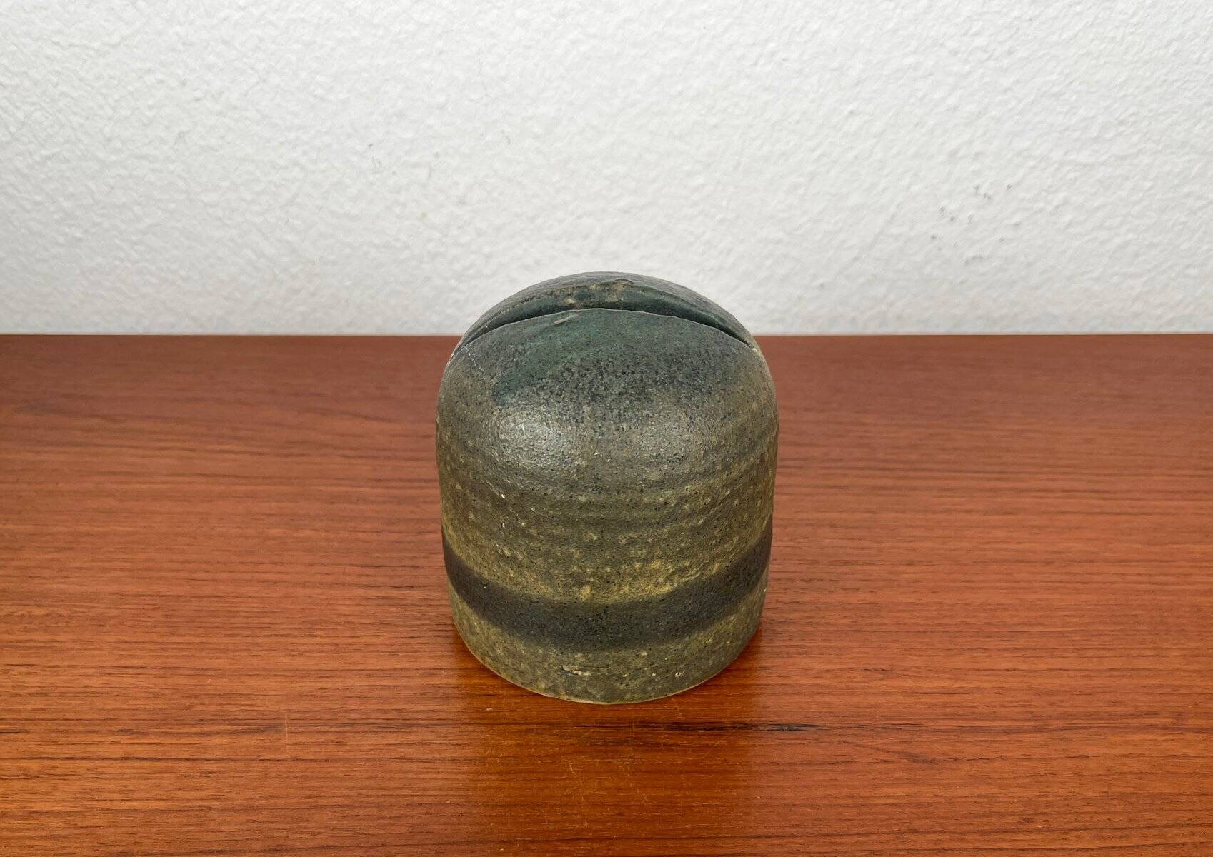 Minimalist vase by Dutch studio from the mid-century by Piet Knepper for Mobach, 1960s.