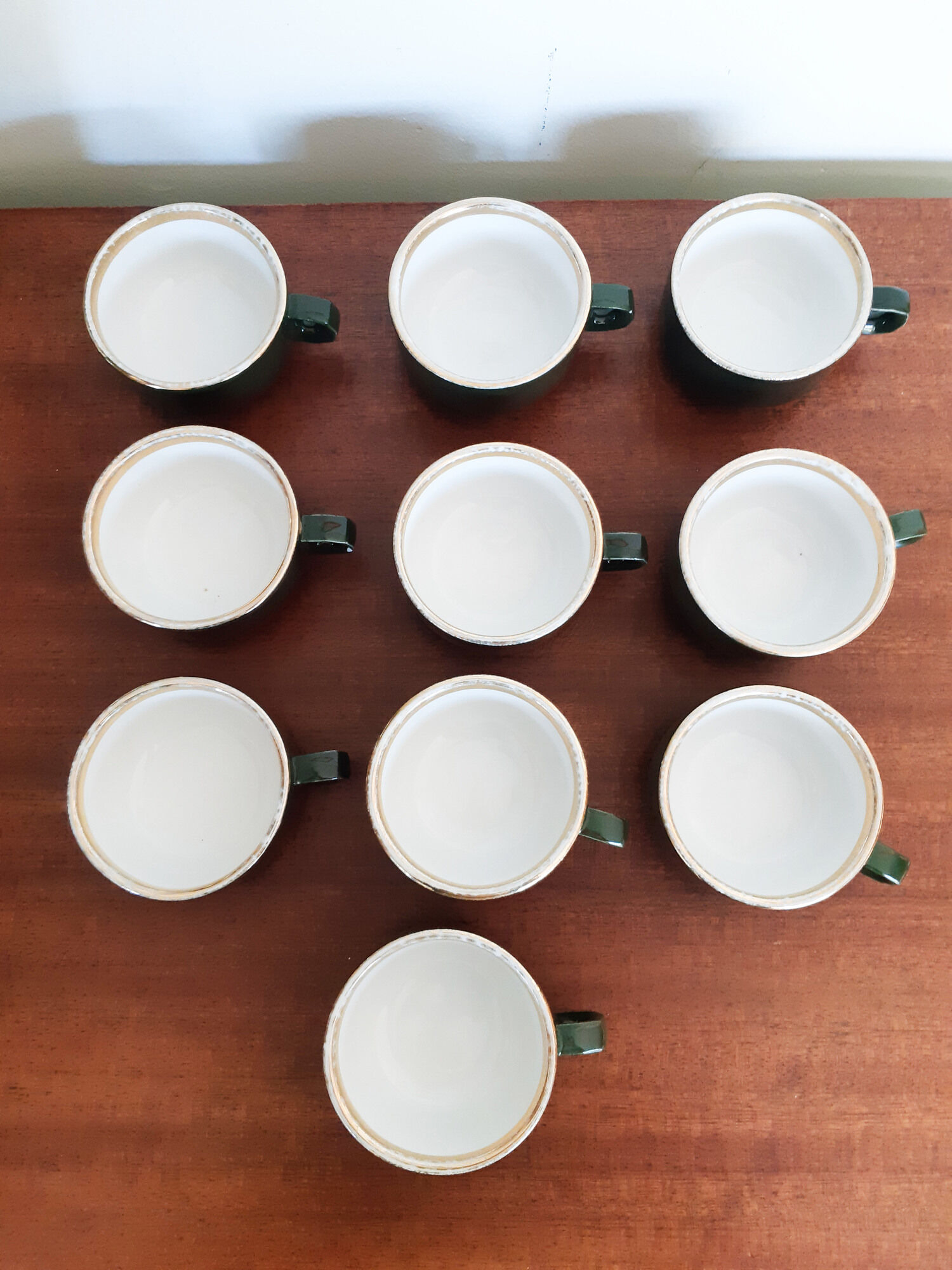 Green bistro coffee cups, and Pilluivit gold (10), porcelain, vintage