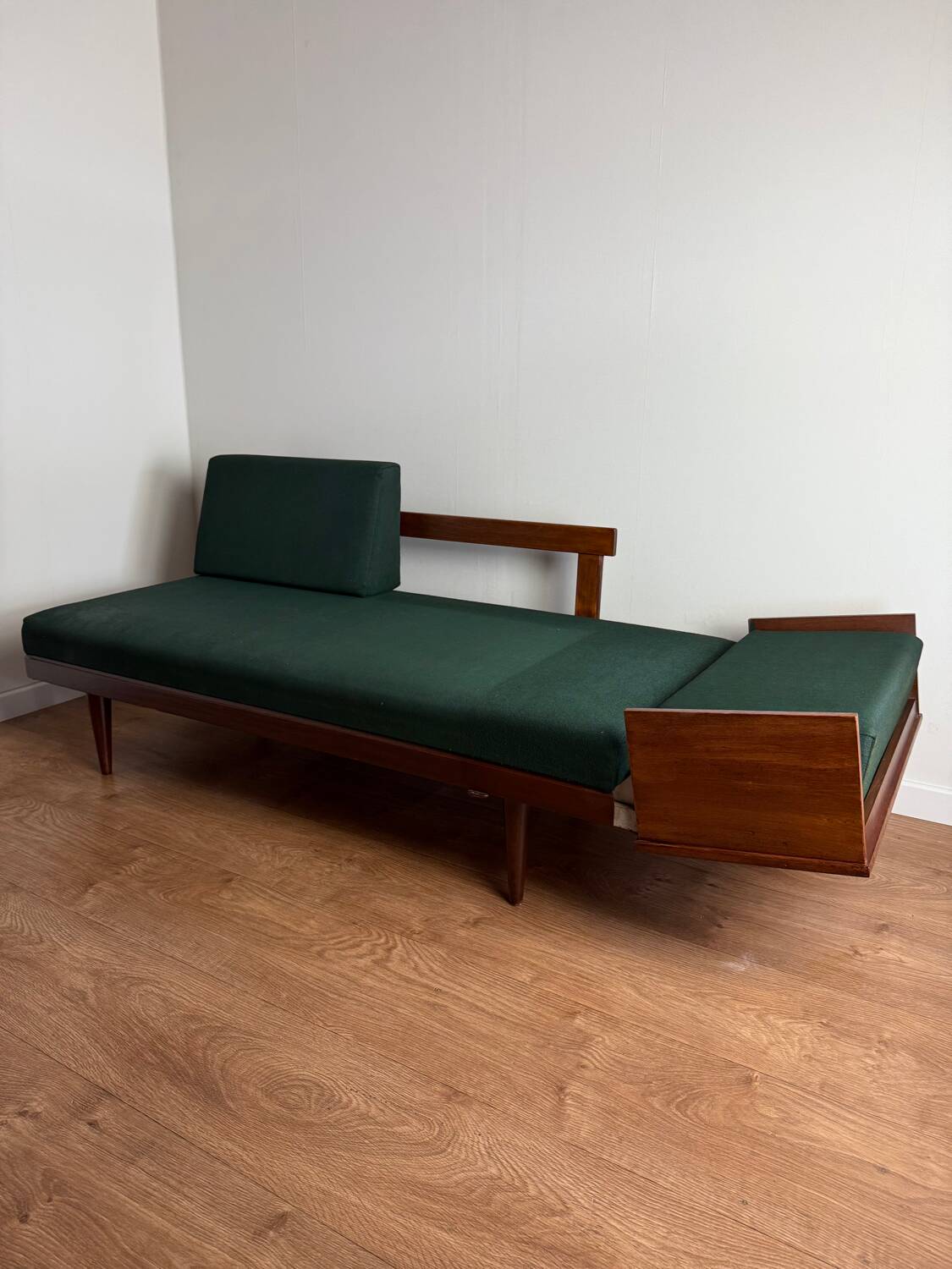"Svanette" sofa or DayBed, Norway 1960, svane combina - vintage-