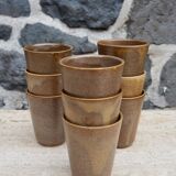 Set de 9 tasses en grès Digoin