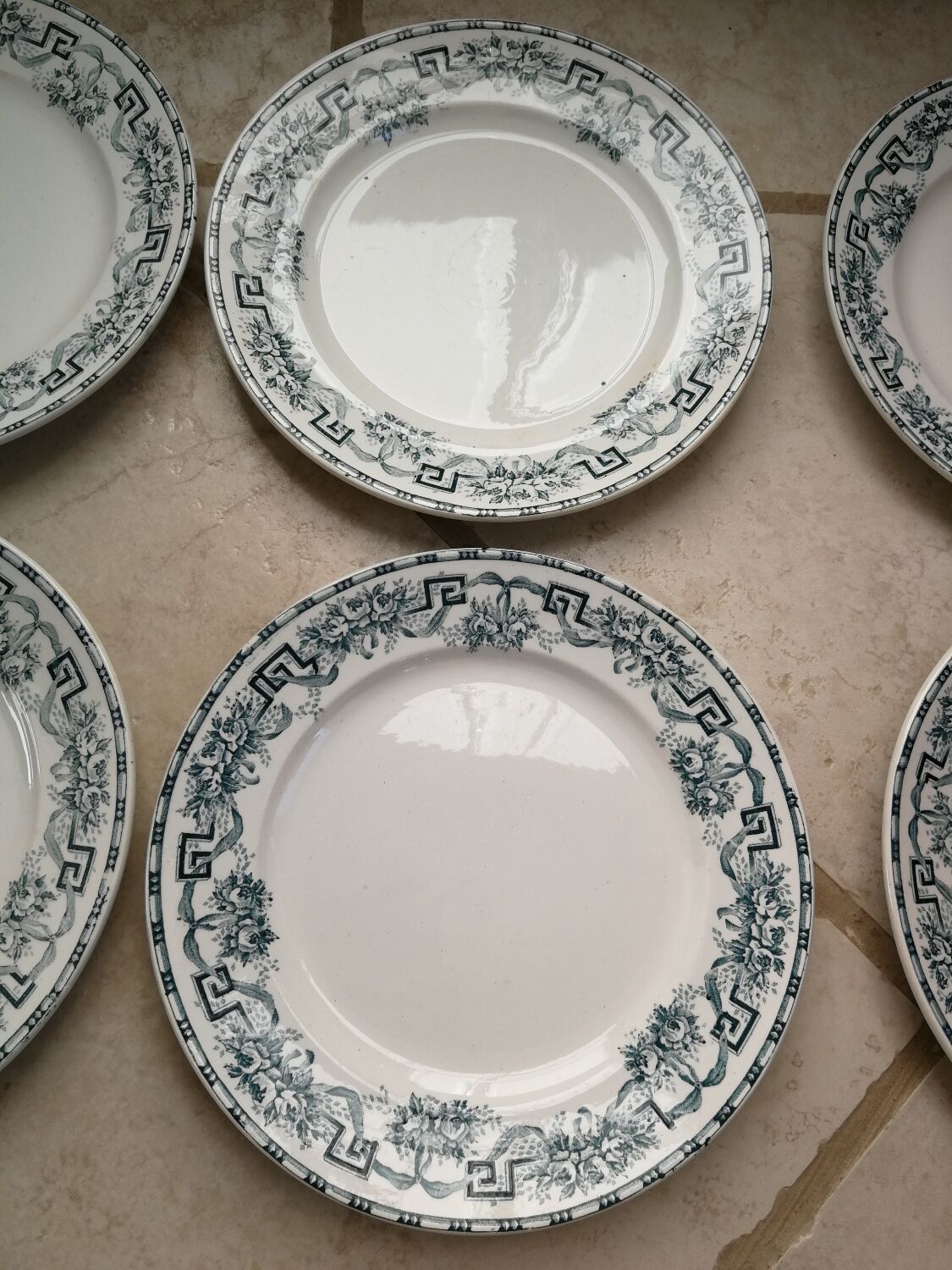 Set of dessert plates Moulins des Loups and Hamage
