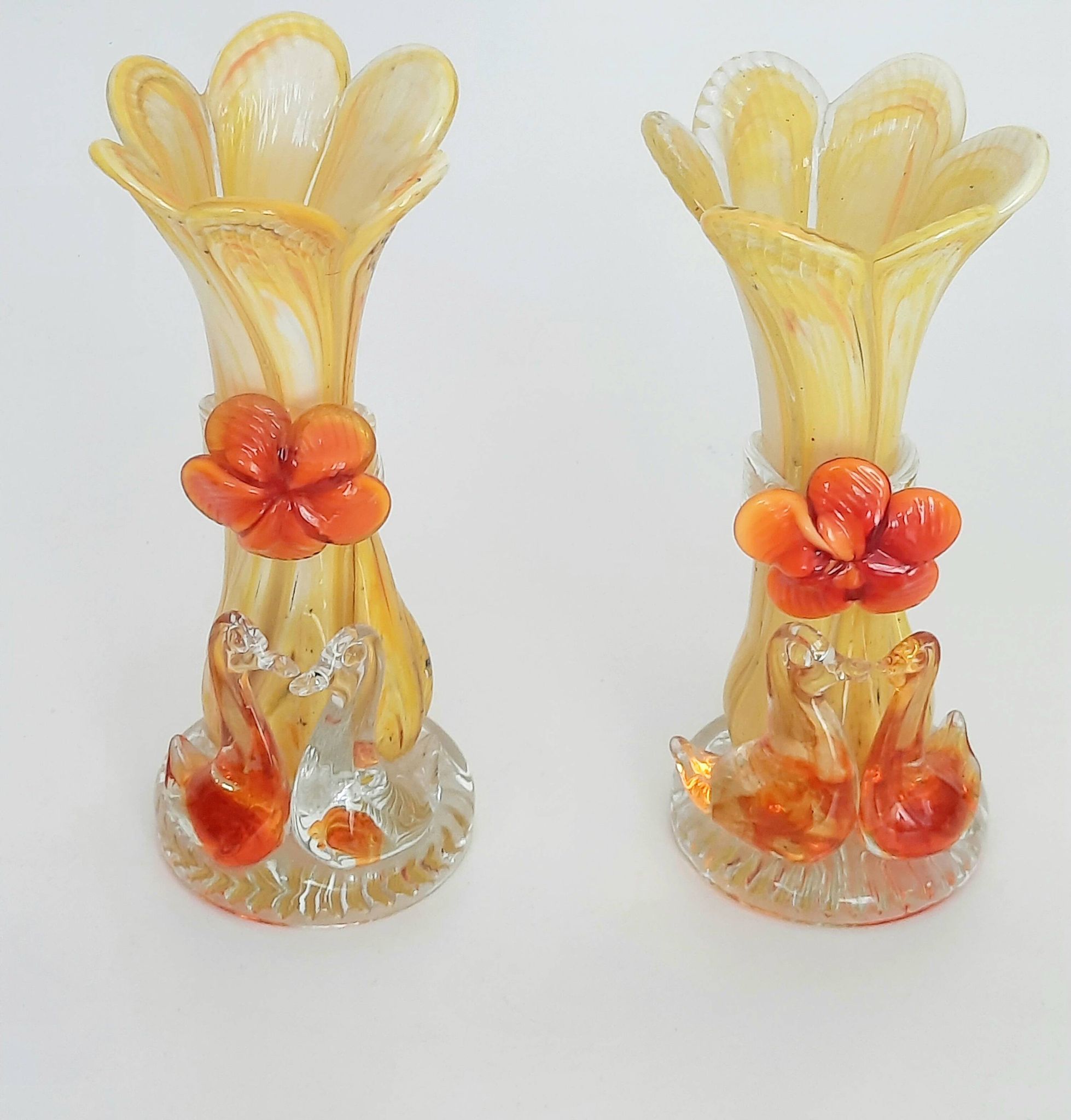 Paire de vases en verre d'art