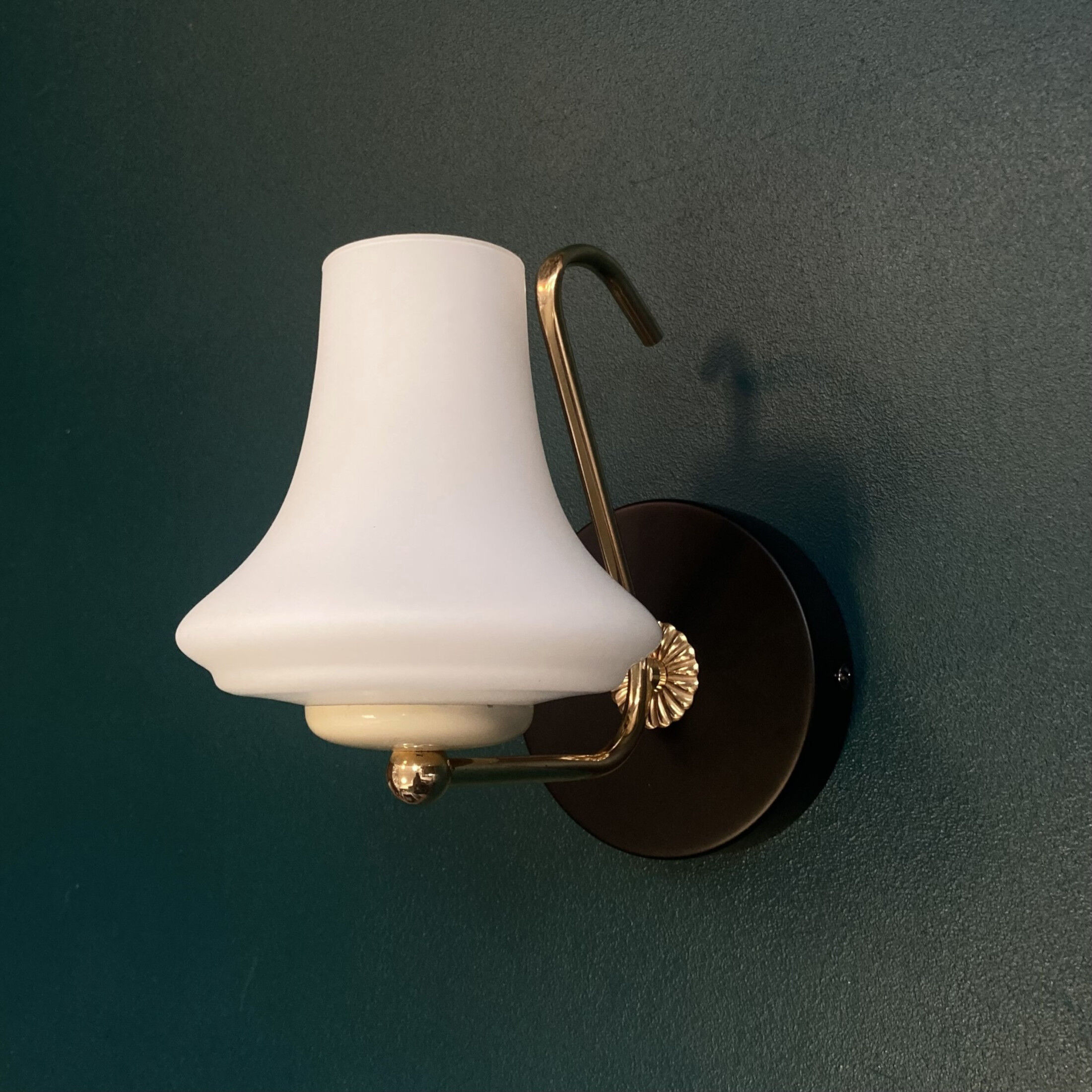 Wall lamp gooseneck brass and tulip glass opaline white decoration vintage lighting fixture