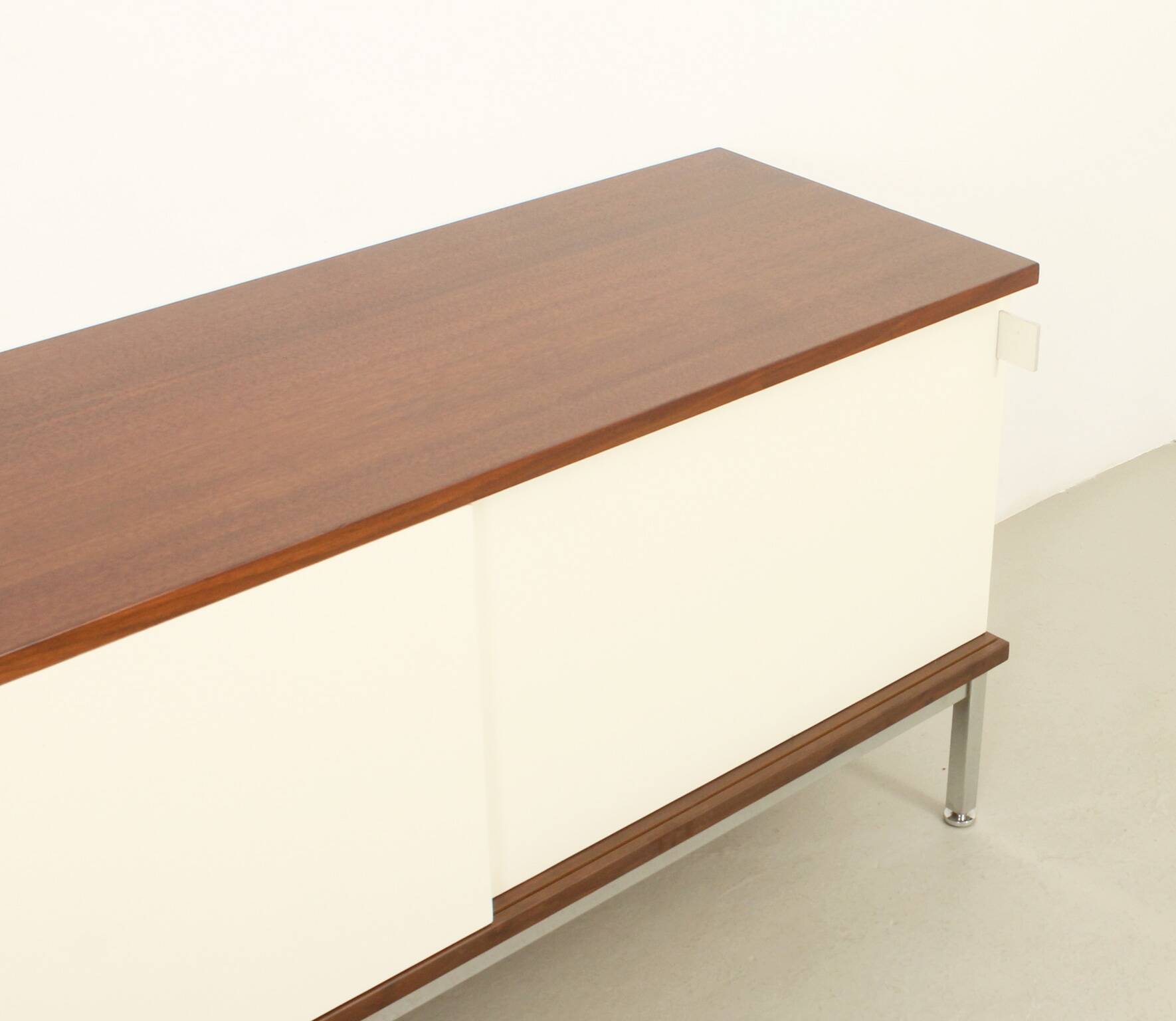 Enfilade Airborne with lacquered sliding doors, France, 1960s