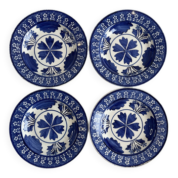 Lot de 4 assiettes en terre de fer Choisy Le Roi