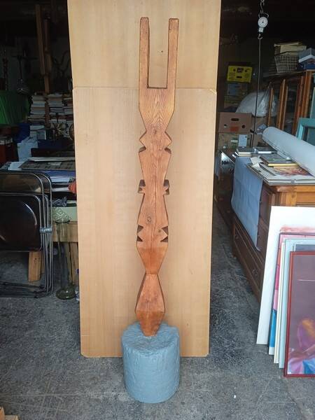 Brutalist ethnic sculpture / Totem, solid wood on base