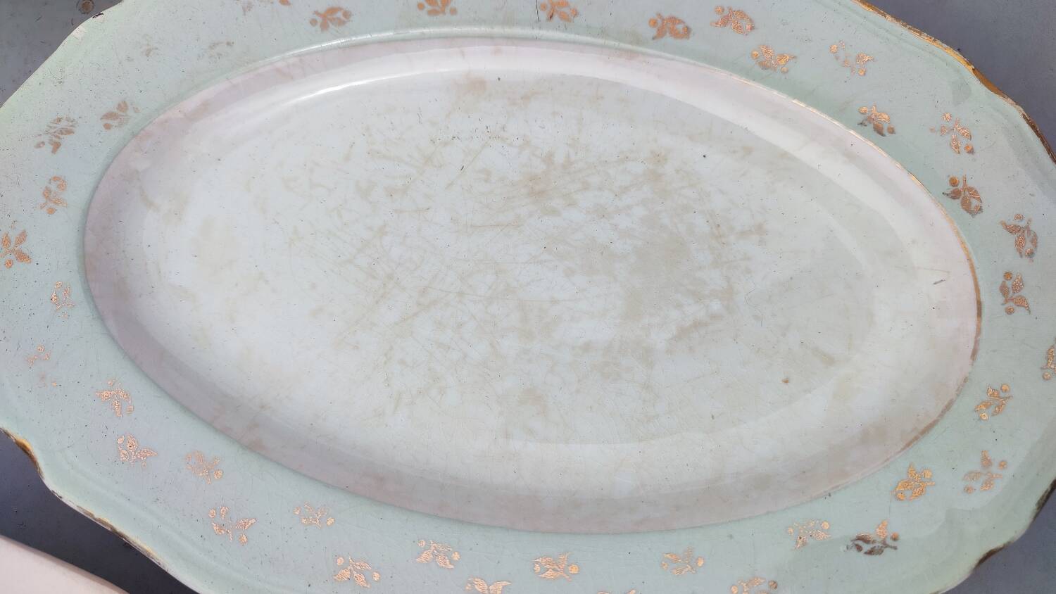 Set of 6 antique earthenware dishes by Gien and St Amand