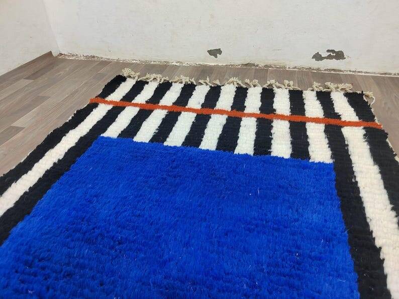 Azilal rug woven in wool 250cmx150cm