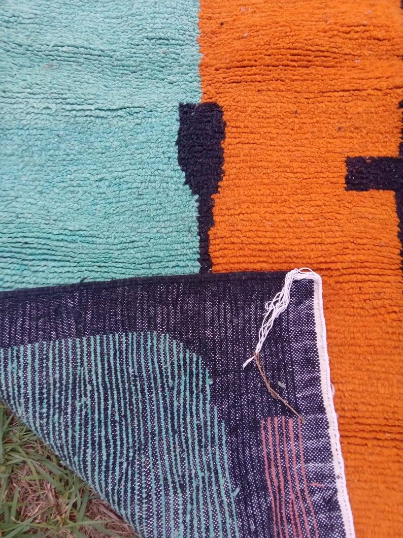 Small Moroccan handcrafted rug 200cm x 100cm