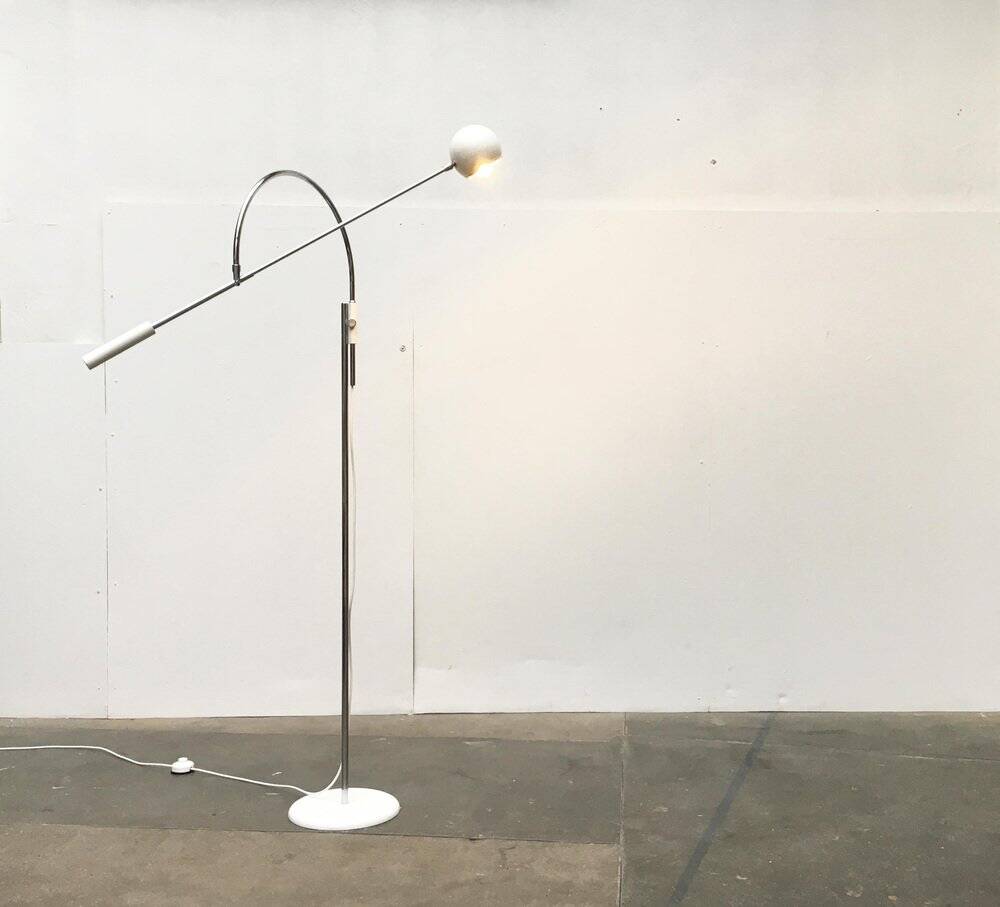 Floor lamp model Orbiter from the mid-century space age by Robert Sonneman for Luci Italia, 1960s.