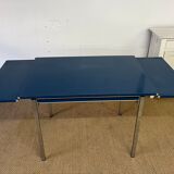 Formica table with extensions