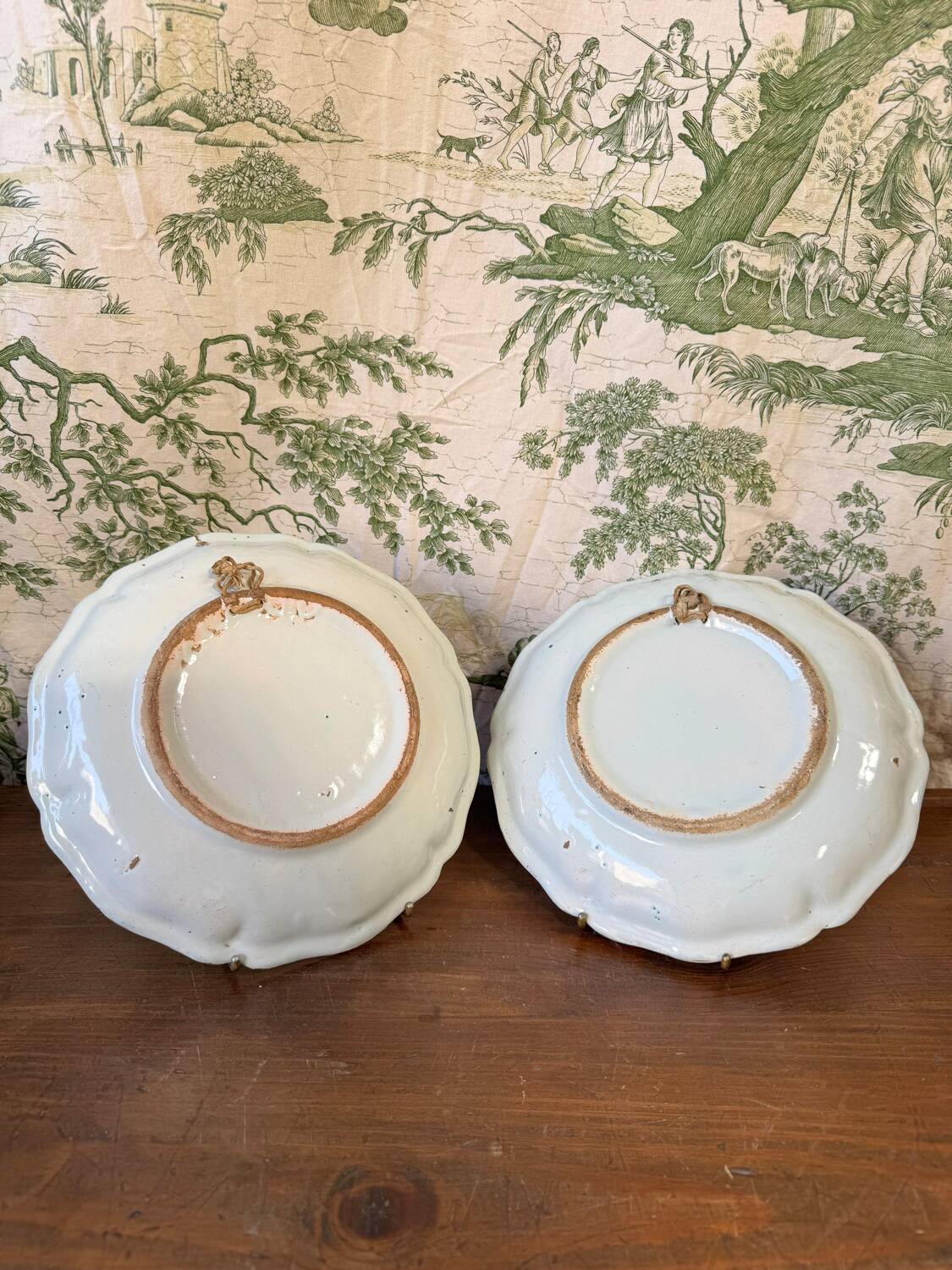 Pair of Rouen earthenware hollow dishes – 18th century