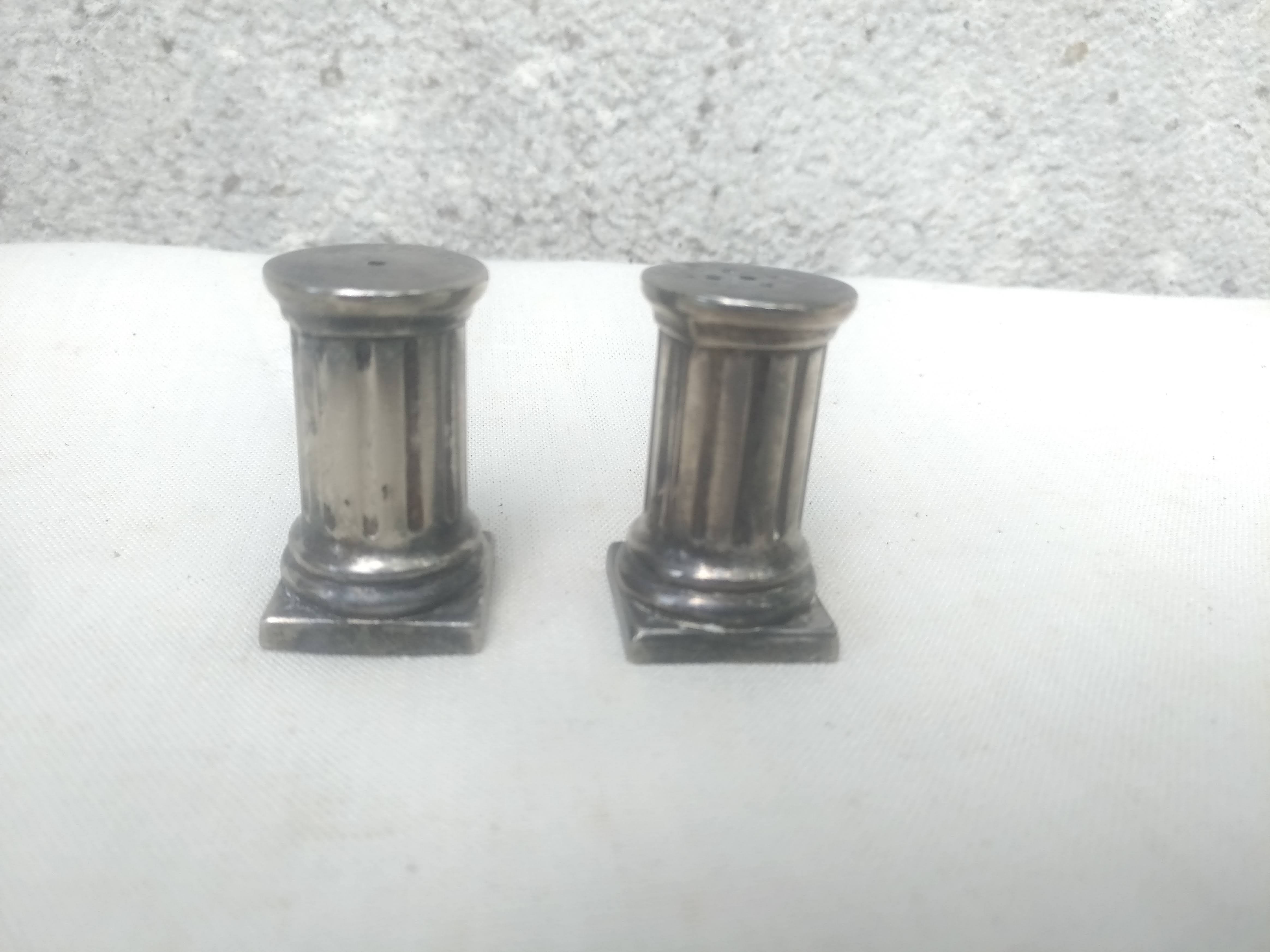 Salt and pepper in silver metal