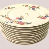 Set of 11 flat plates flowered porcelain