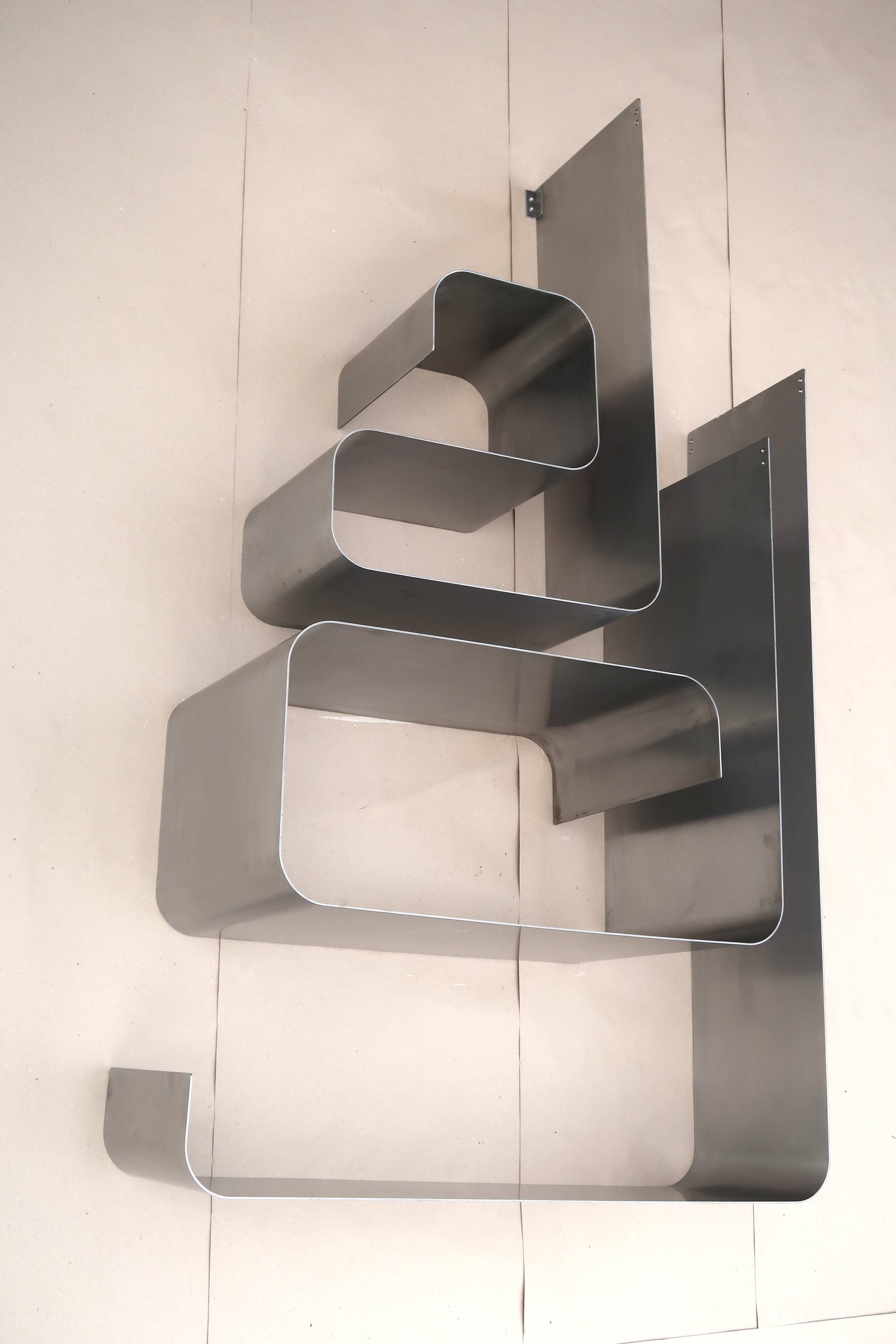 Zig Zag bookshelf by Joelle Ferlande and François Monnet in steel