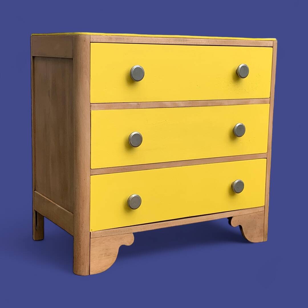 Commode art déco jaune poudré et bois brut