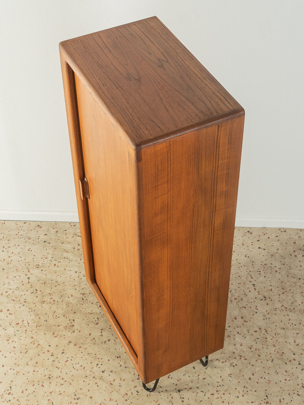 1960s Dresser, Dyrlund