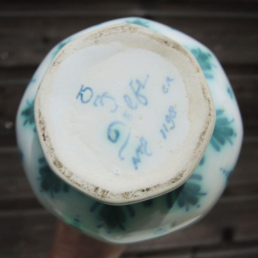 Antique vase & pot in green Delftware