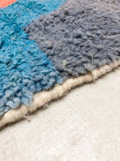 Traditional handmade azilal rug size 250 X 150 cm