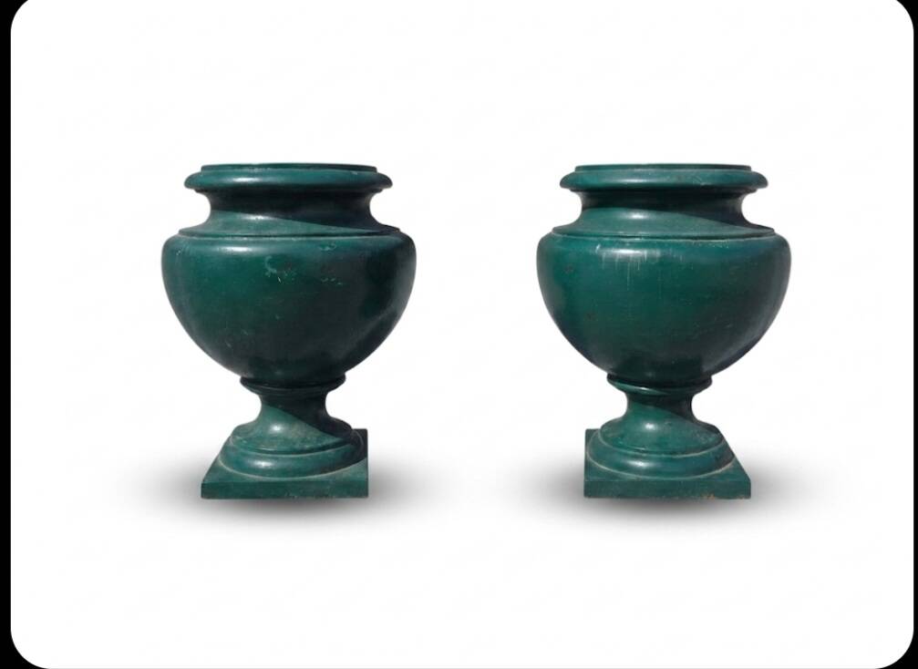 Paire de vases medicis XIXème en fonte