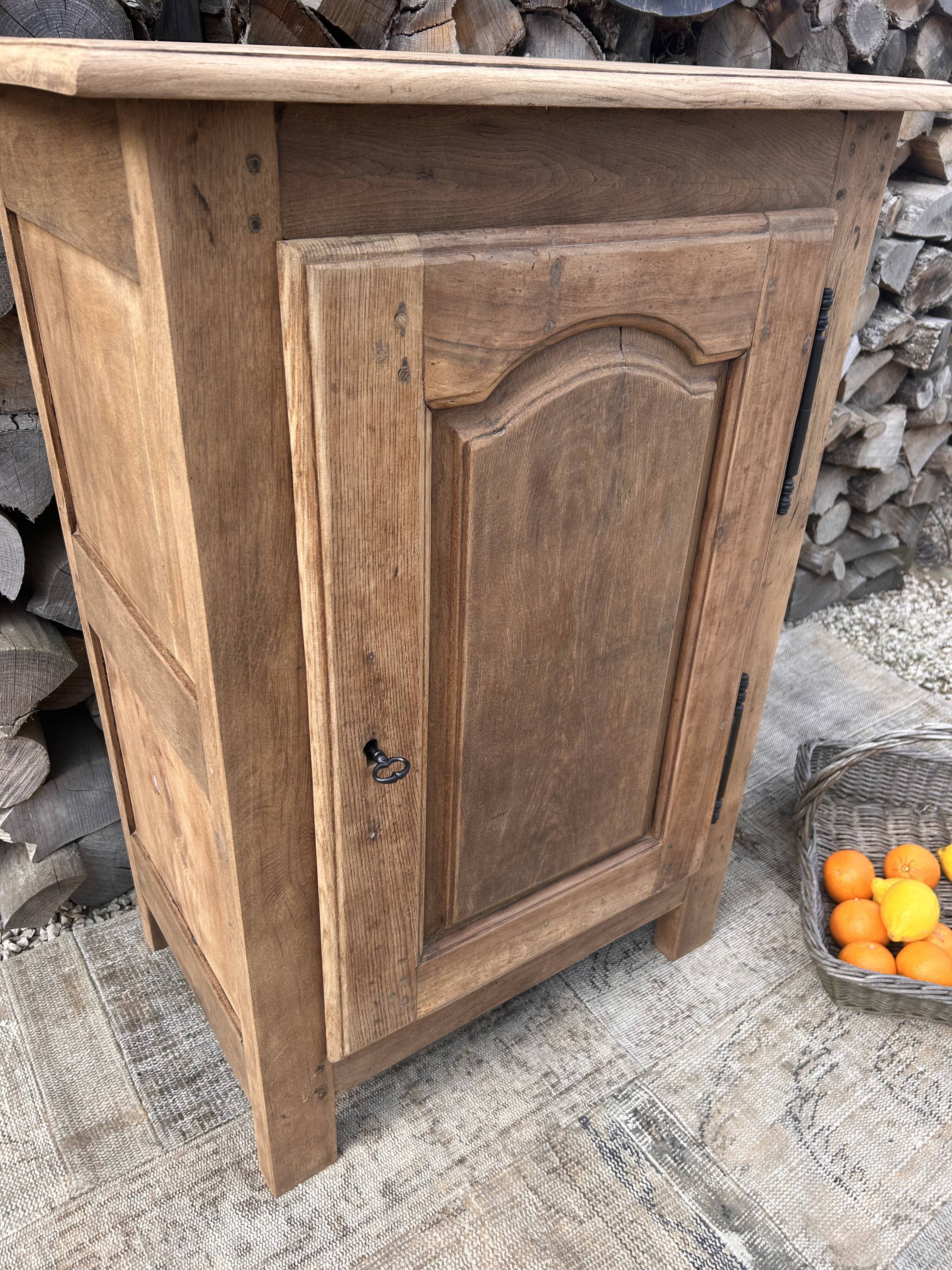 Solid oak confiturer