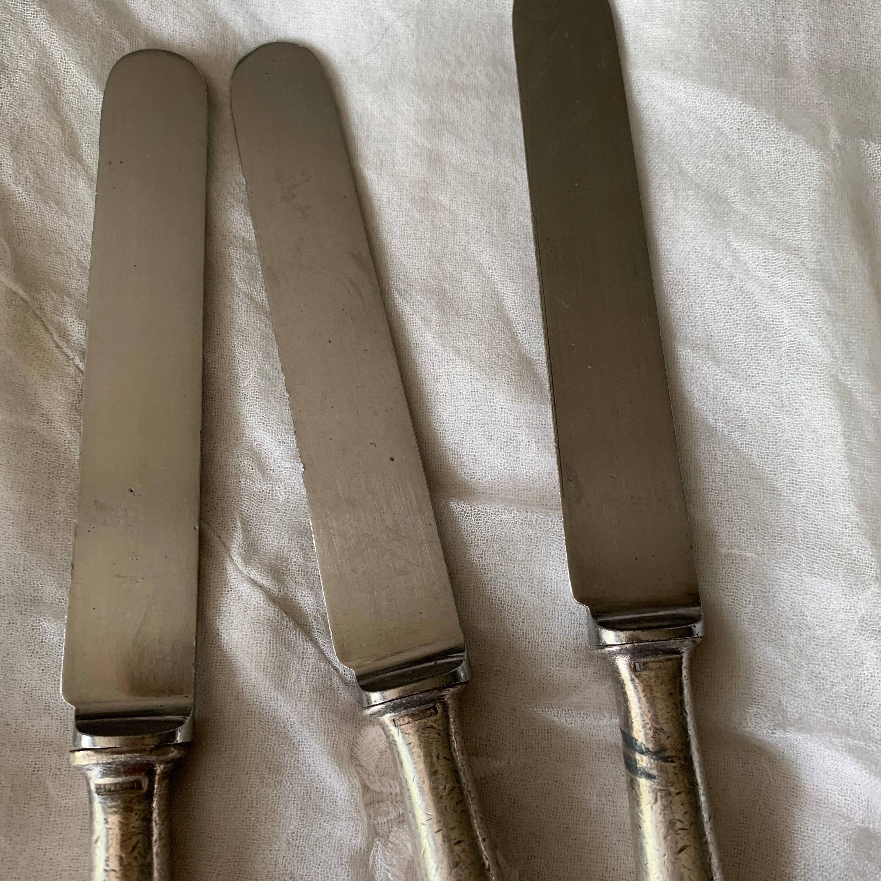 Silver metal cutlery lot