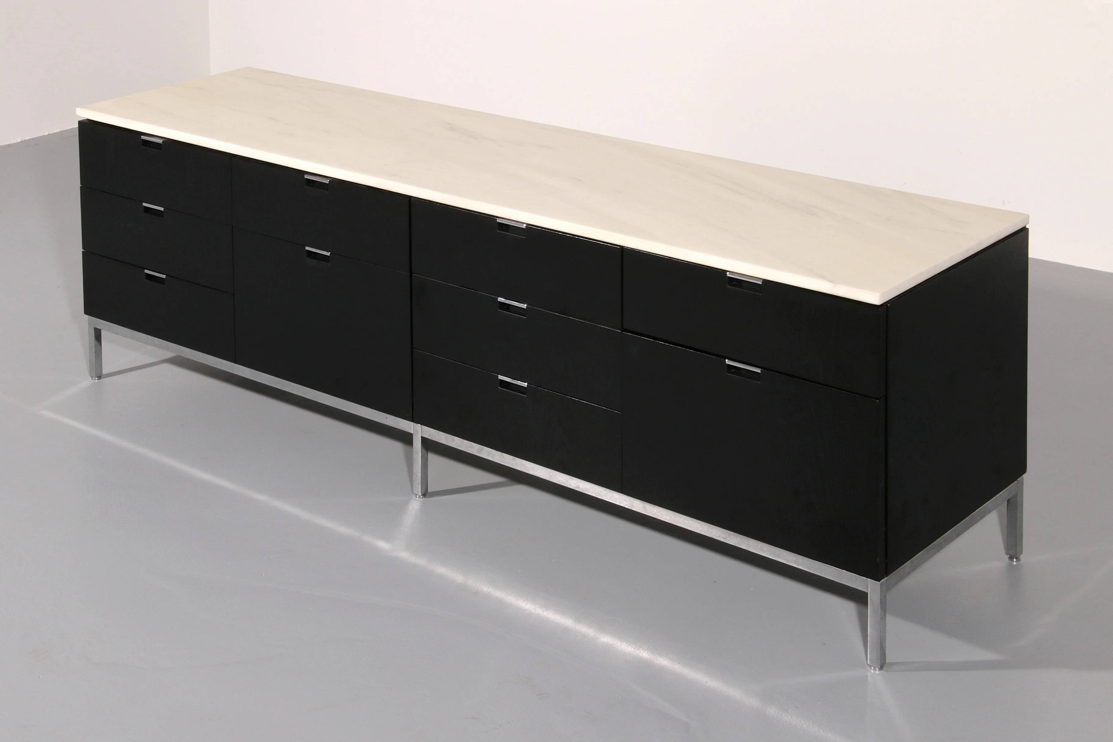 Executive sideboard by Florence Knoll for Knoll International, 1970s