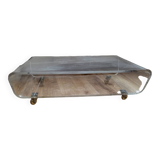 Table basse à roulettes en plexi