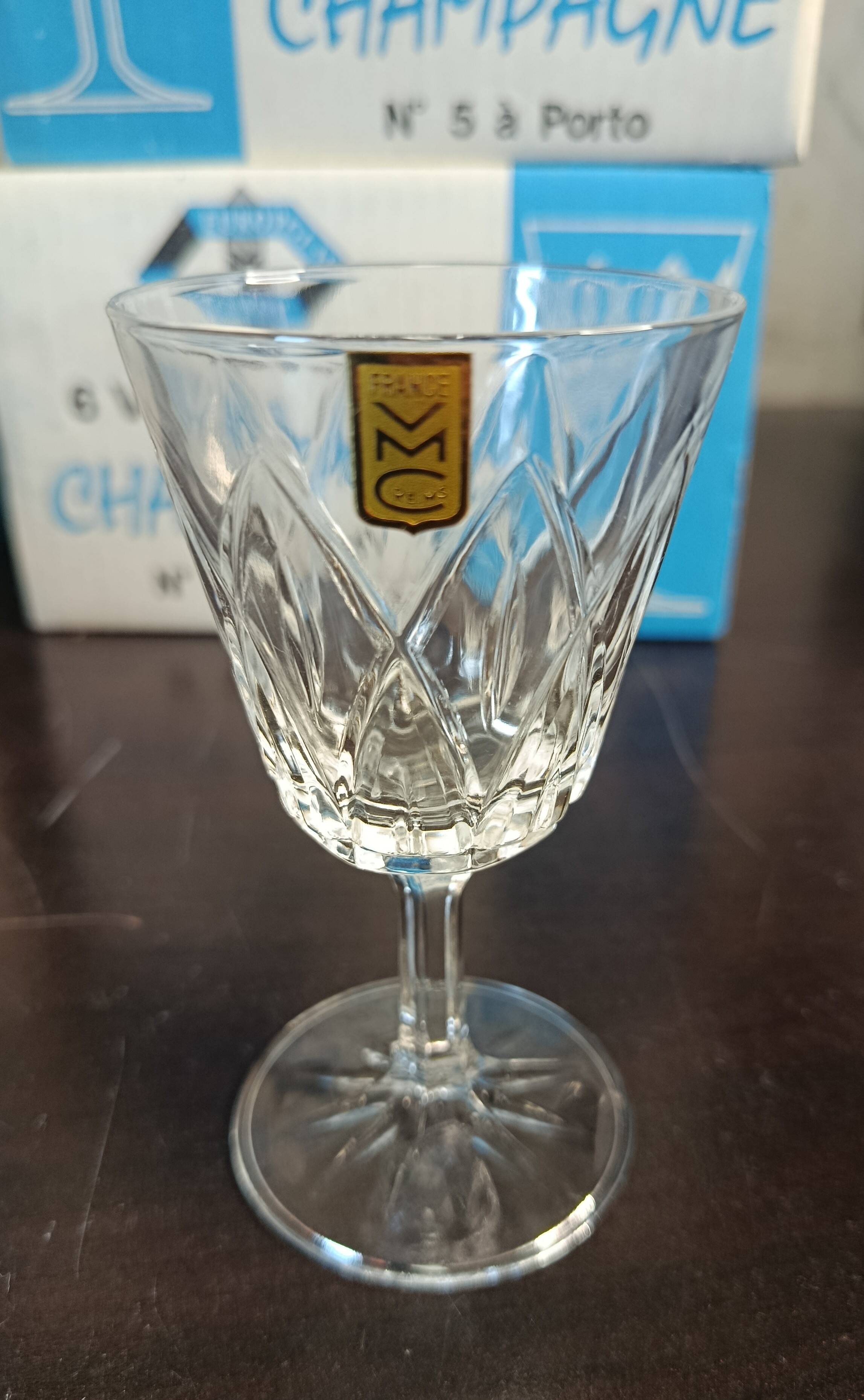 Service of 36 stemmed glasses complete, VMC Crystal, Reims, 1960s.