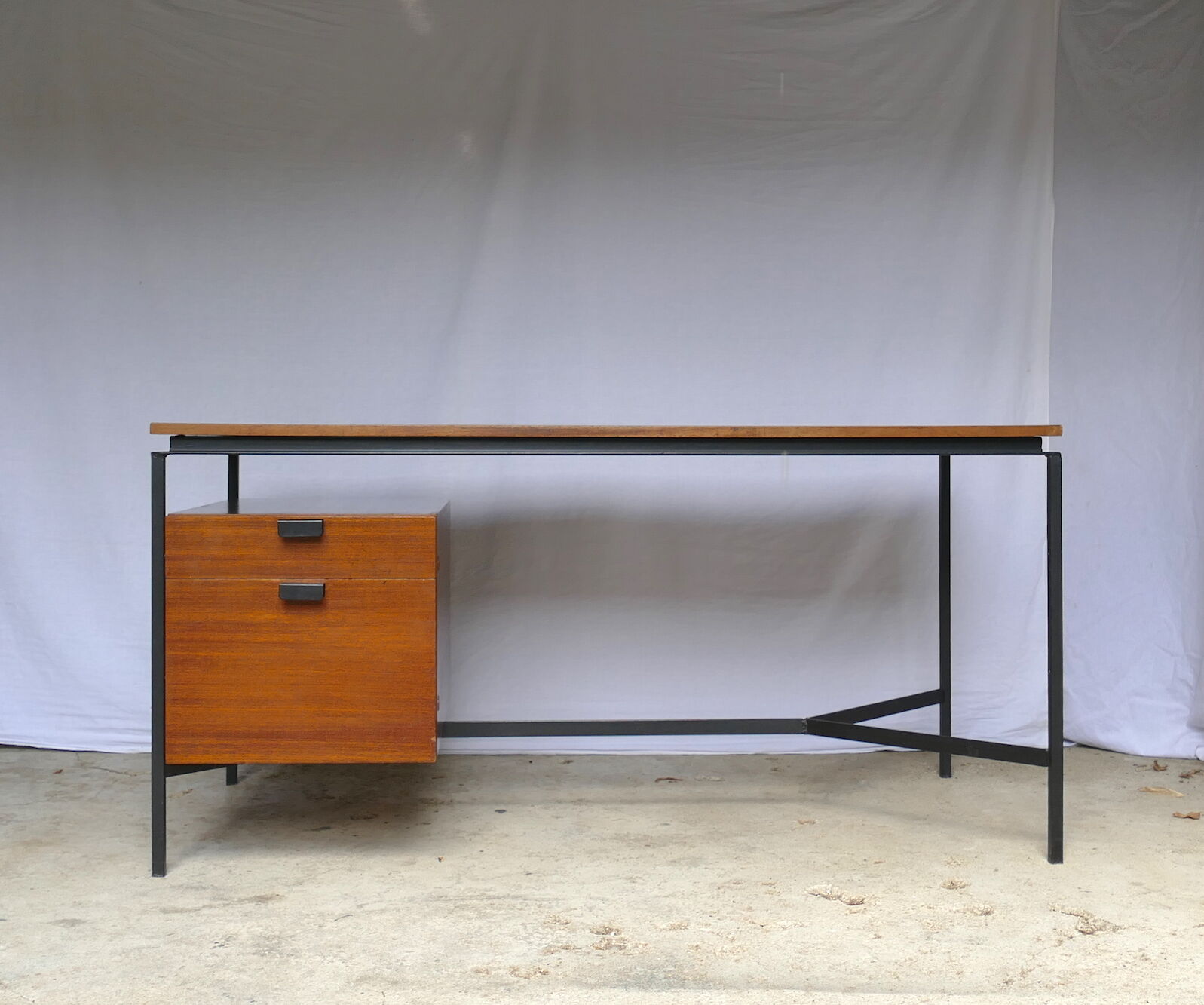 Office CM172 by Pierre Paulin 1950