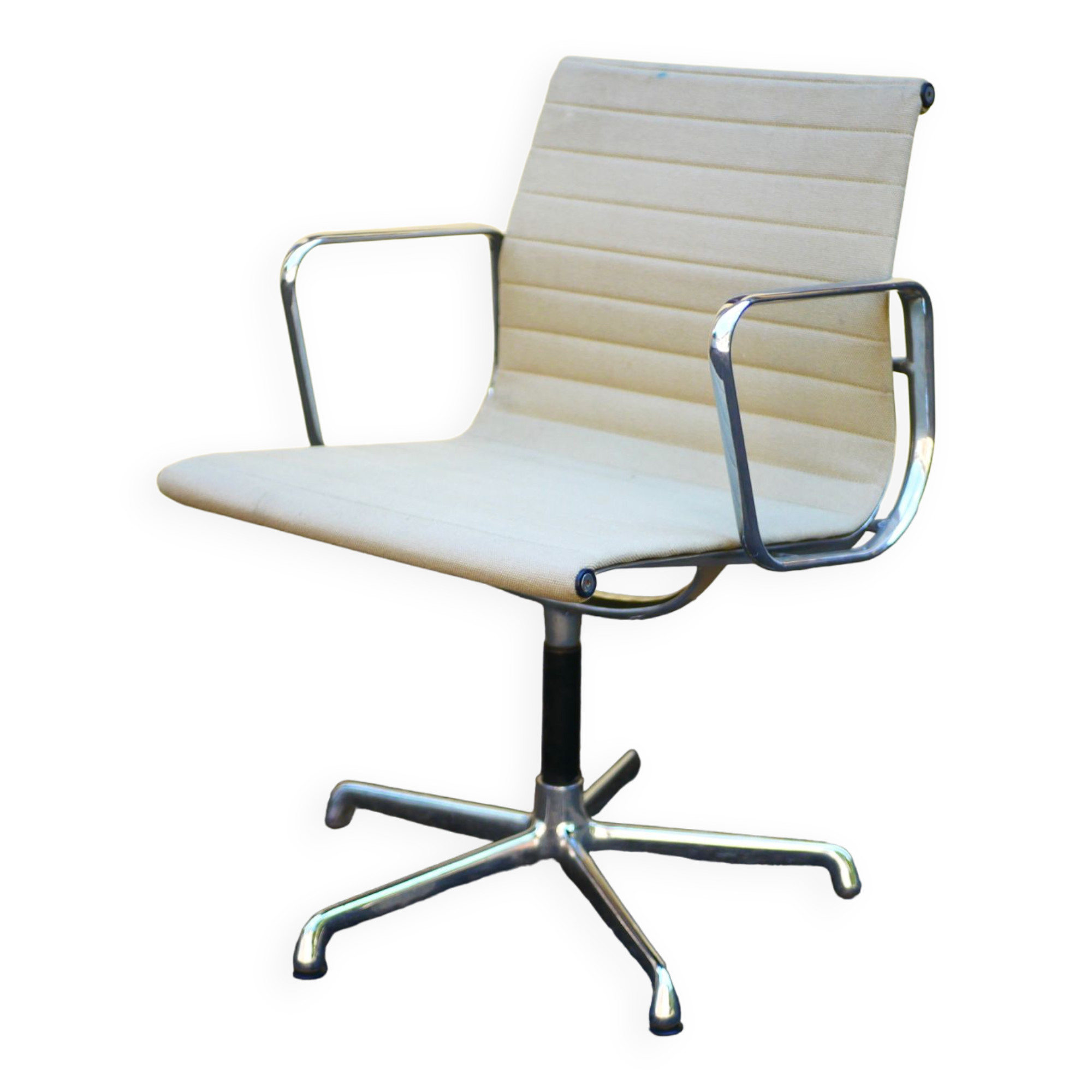 Charles Eames Chair