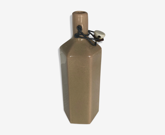 Bouteille en grès ancienne