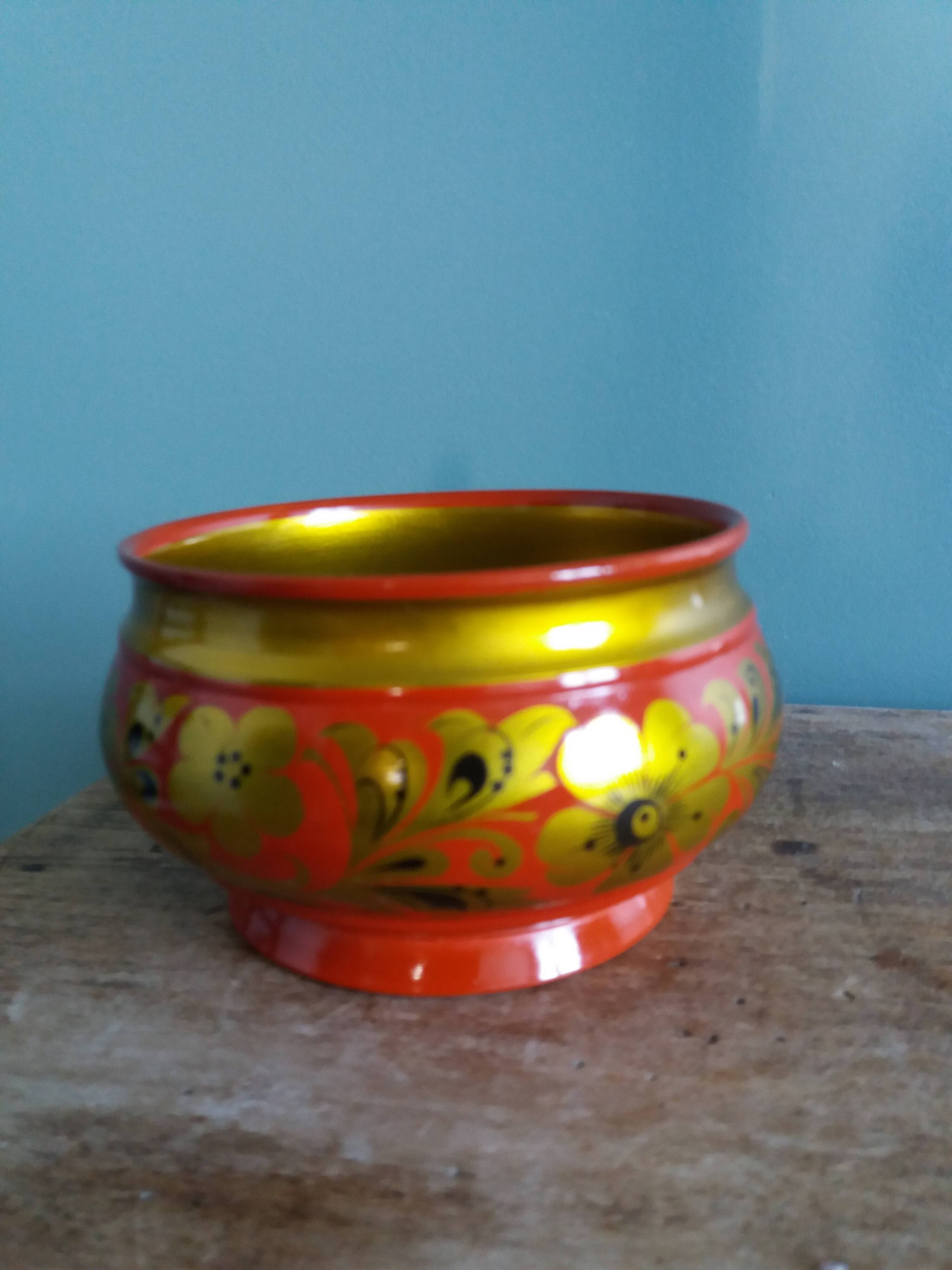 Khokhloma Russian handicraft painted wooden bowls