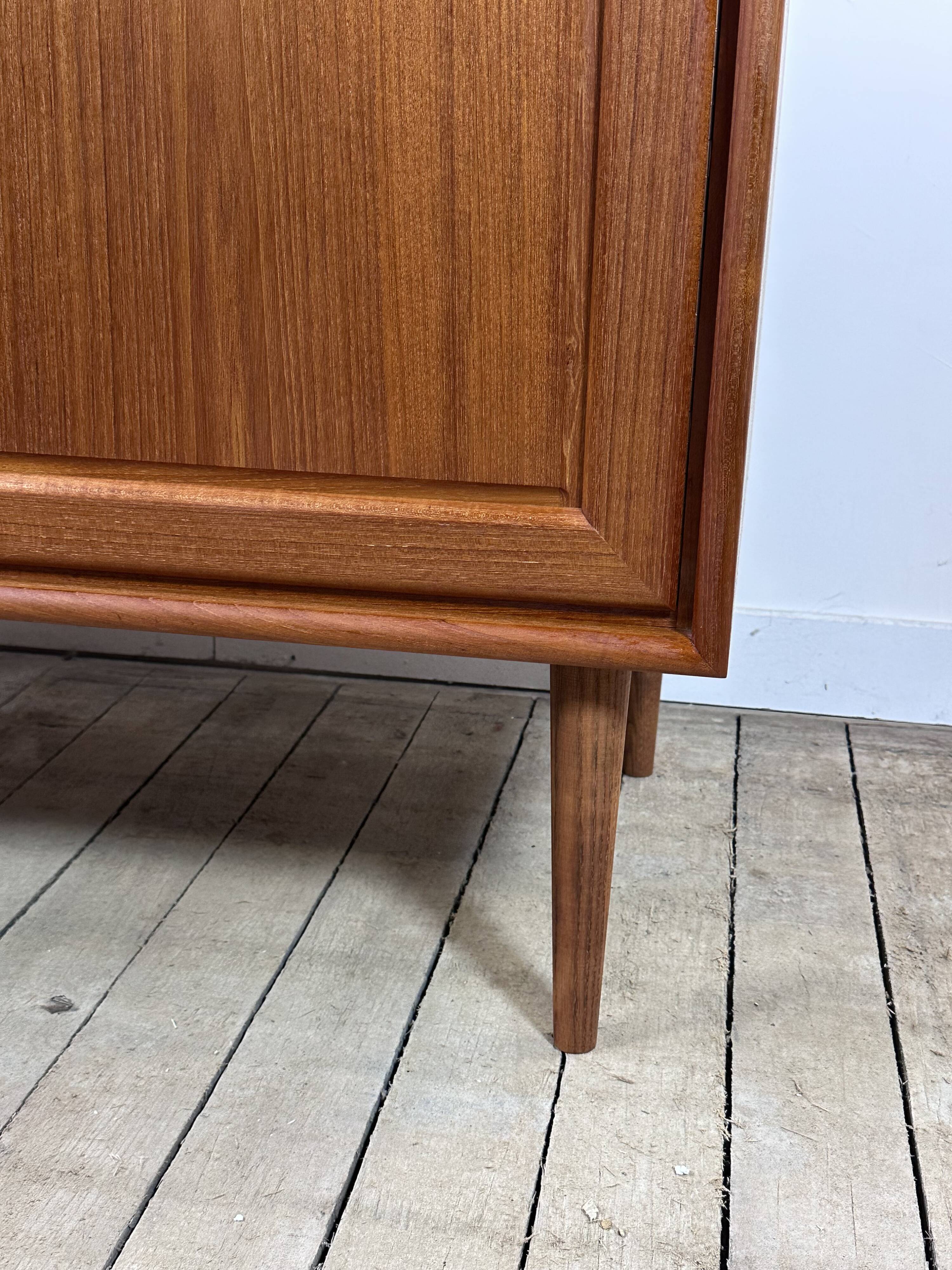 Scandinavian teak storage unit 1970's by RT Moëbel