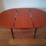 Extendable table