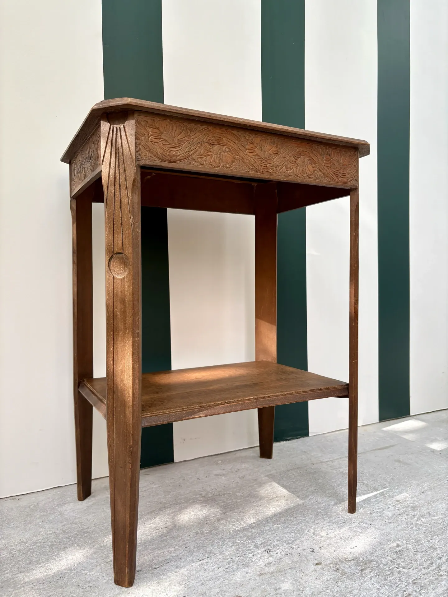 Art Deco side table in wood