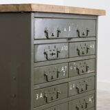 Dutch army toolbox A