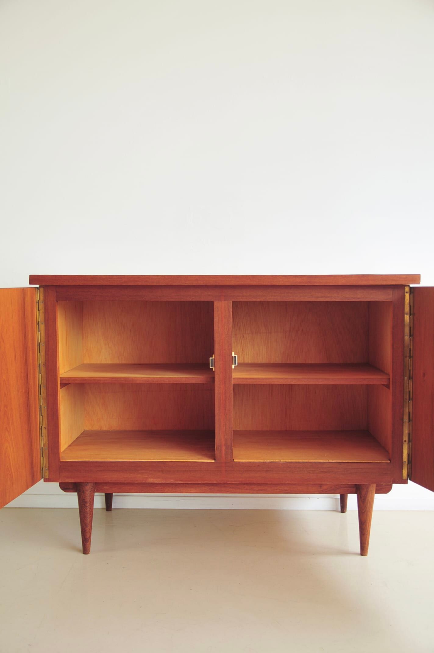 Commode en teck