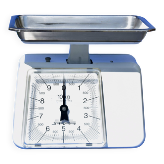 Stube - household scale in white enameled metal - force 10 - model 7000 in its box - 1960.