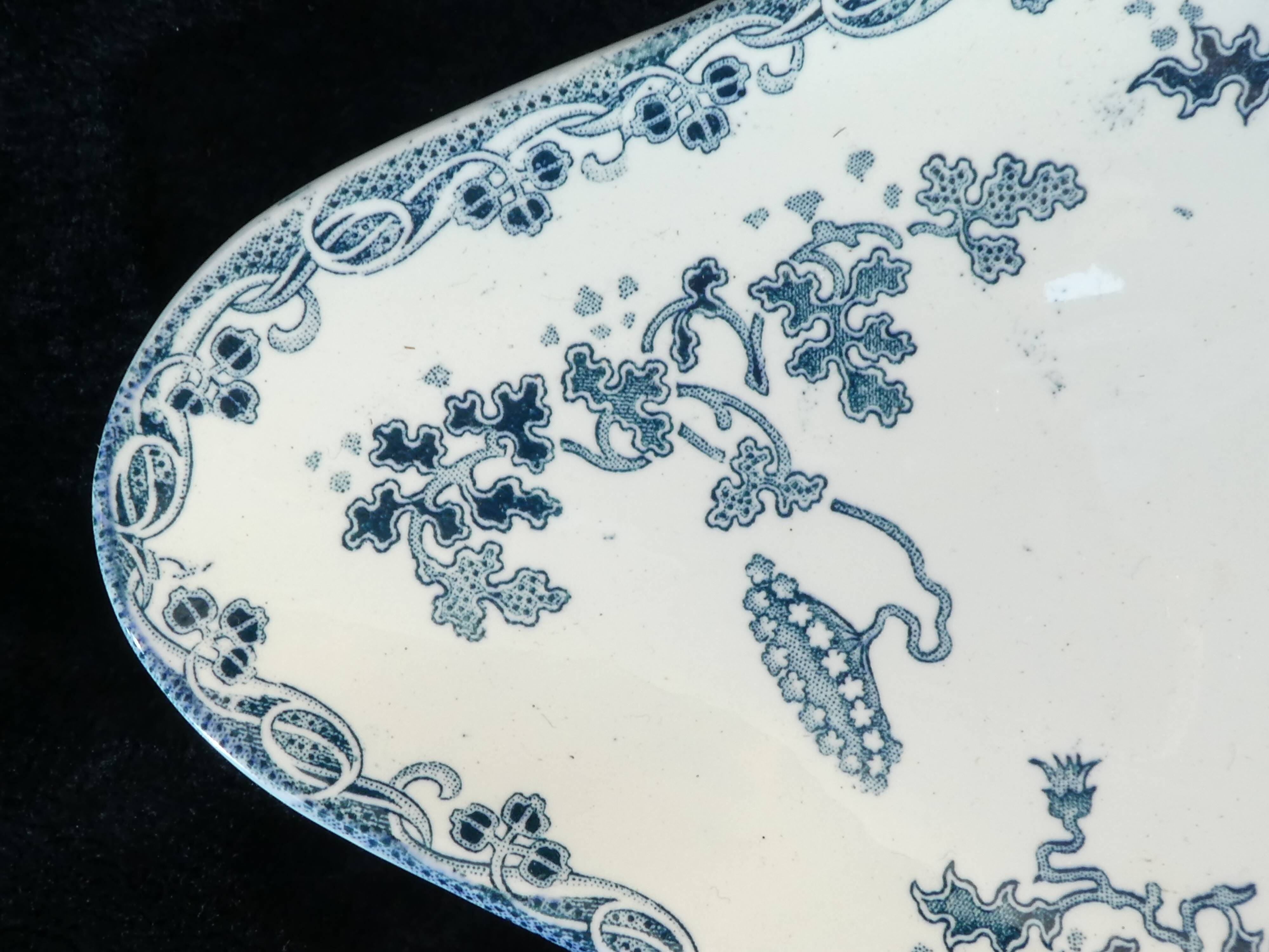 Ravier en faience de st amand hamage terre de fer