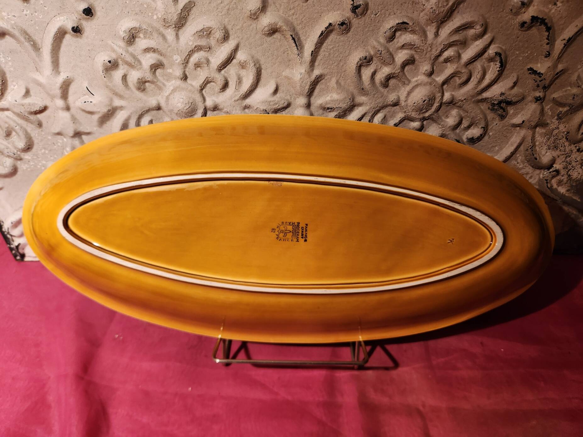 Large fish platter for shellfish and crustaceans, Proceram art pottery.