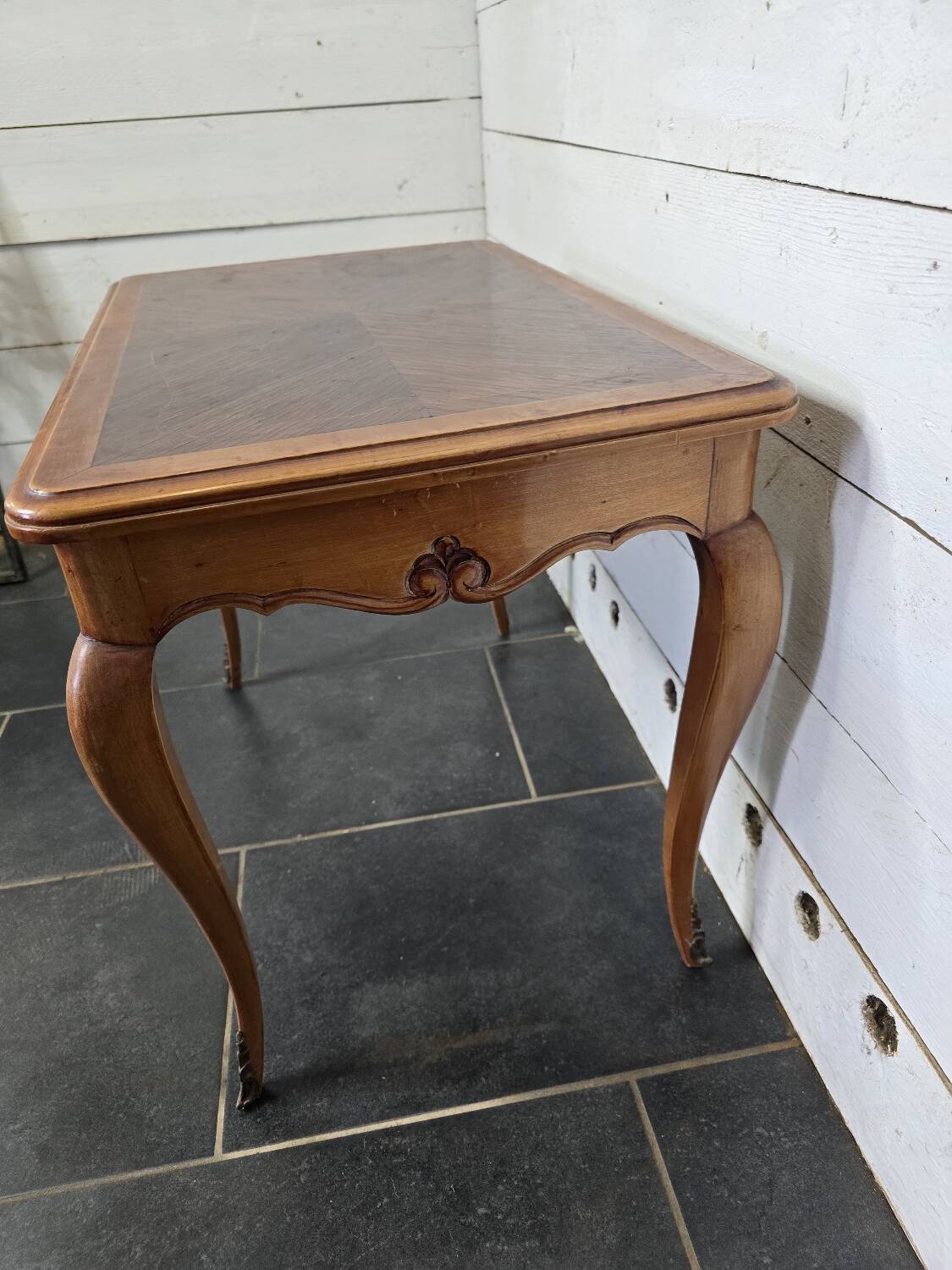 Cherry wood coffee table (small model)
