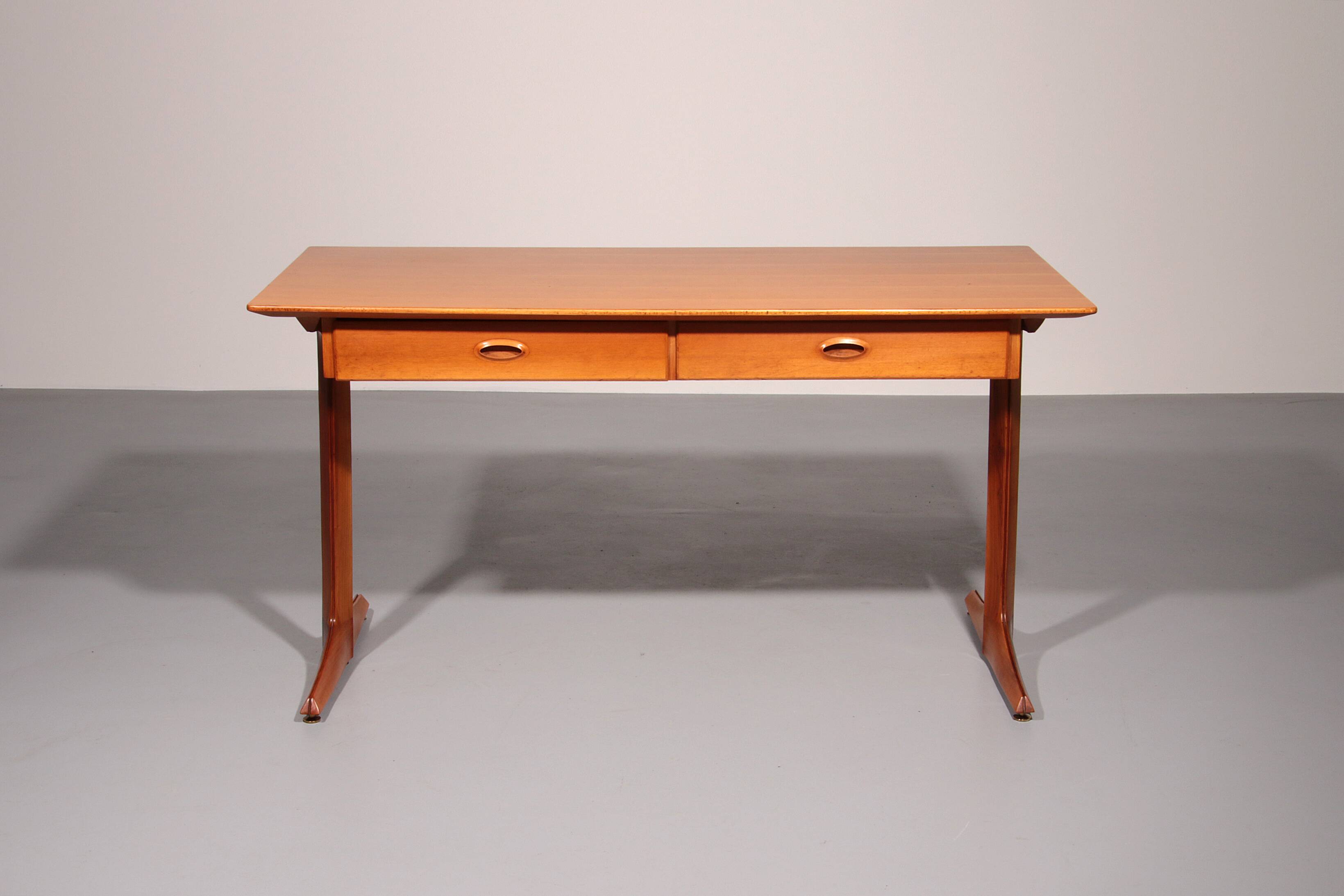 Italian Architect's Walnut desk, Gianfranco Frattini for Bernini 1950