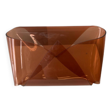 Lucite plexiglass envelope magazine rack designed by Michel Dumas in the 1970s
