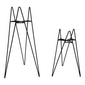 Pair of 1950s design side tables or nesting tables.