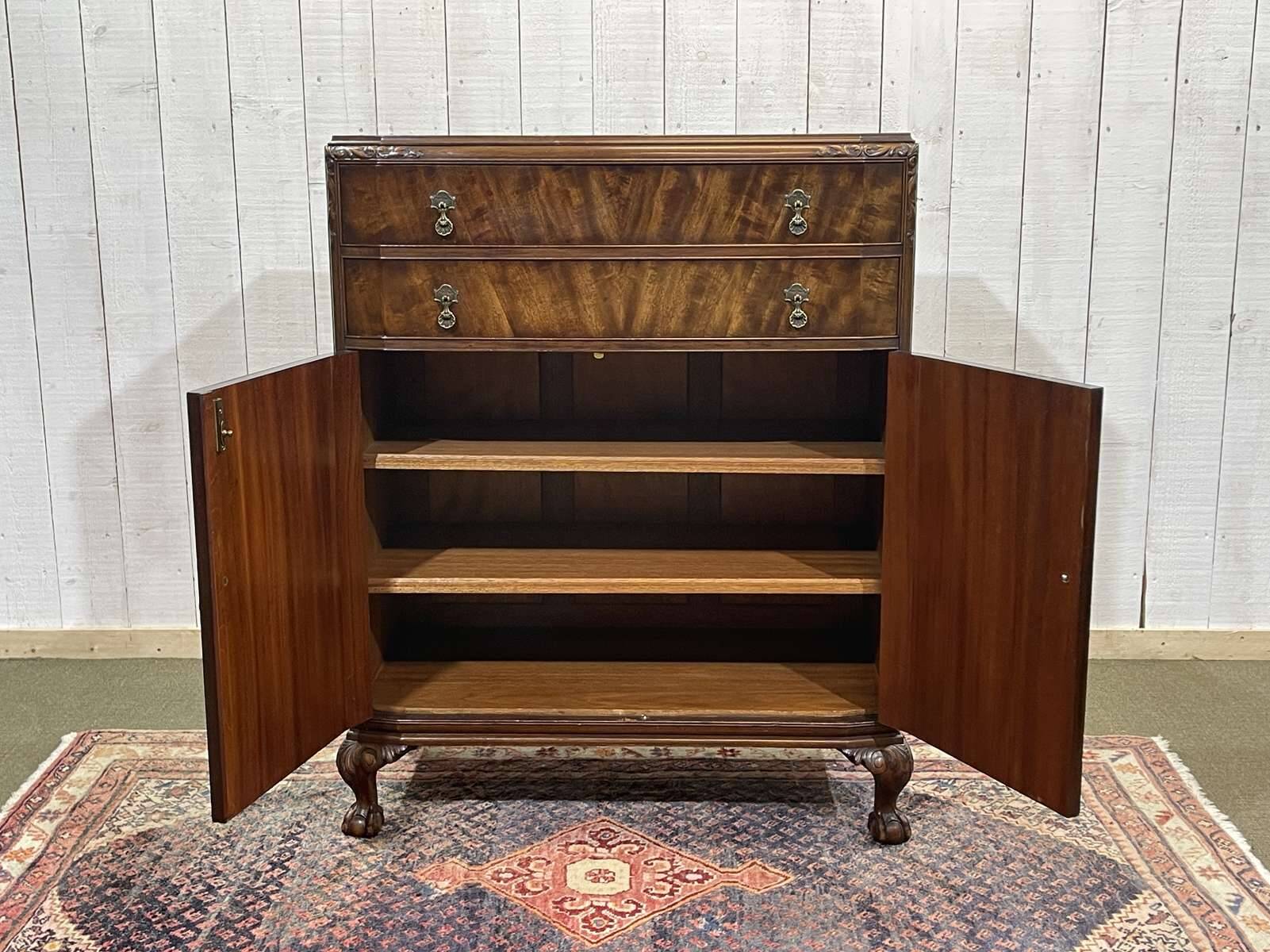 English mahogany sideboard from the 1930s with 2 drawers